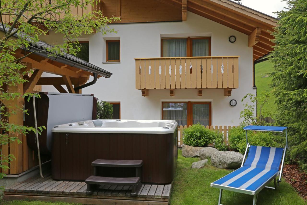 Almhotel Bergerhof Sarentino Exterior foto
